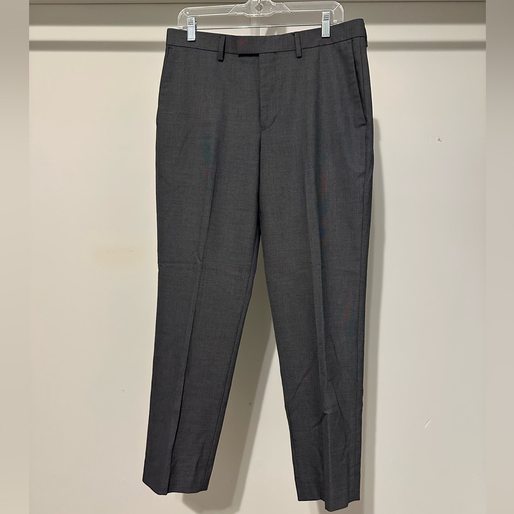 Men’s Banana Republic - Gray Slim Fit Dress Pants. GREAT CONDITION!!